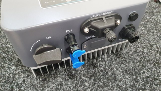 On-grid FV striedač ZCS Azzurro 1PH 1100TL-V3 + limiter