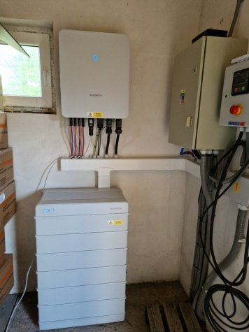 Hybridný striedač Sungrow SH10RT + batéria Sungrow SBR192