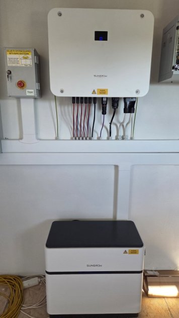 Hybridný striedač Sungrow SH15T + batéria Sungrow SBH100 